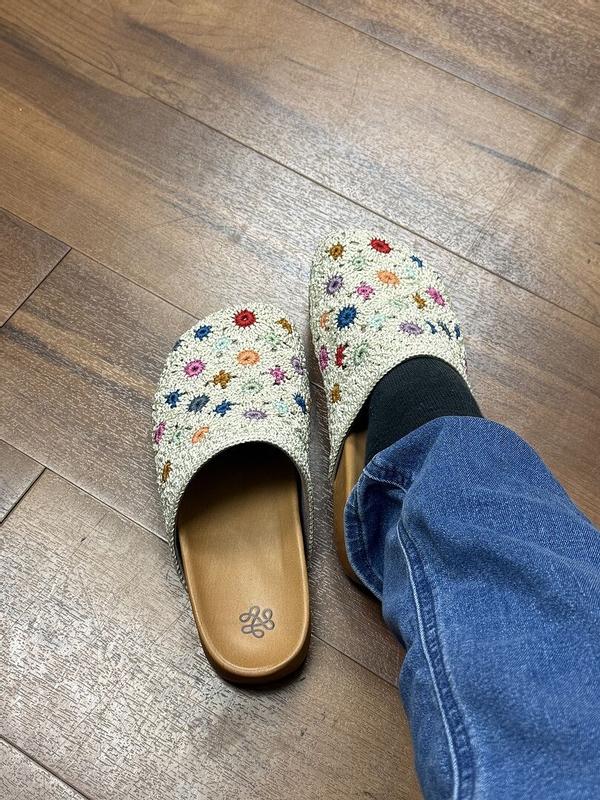 Review Thumbnail Image 0 380575513