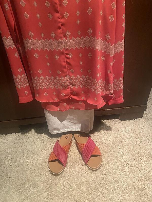 Review Thumbnail Image 0 384489093