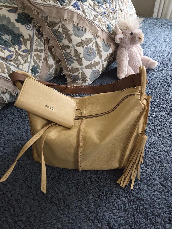 Review Thumbnail Image 0 383293588