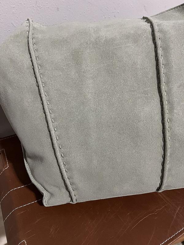 Review Thumbnail Image 0 385186473