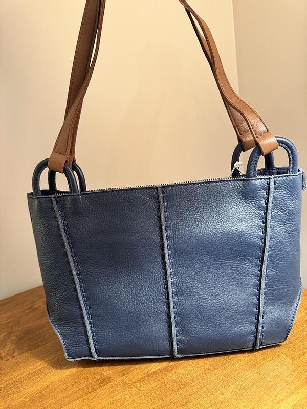 Customer photo for "I love this bag!"