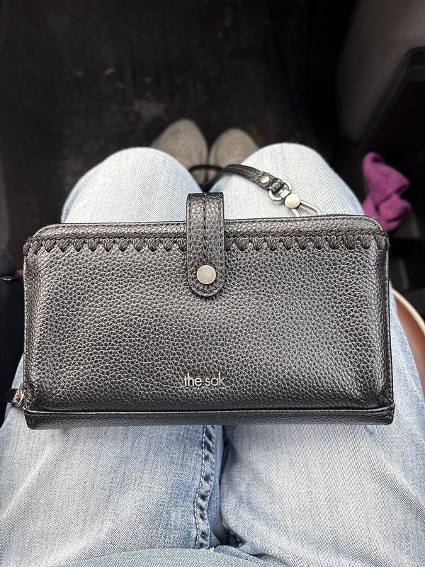 Review Thumbnail Image 0 385358131