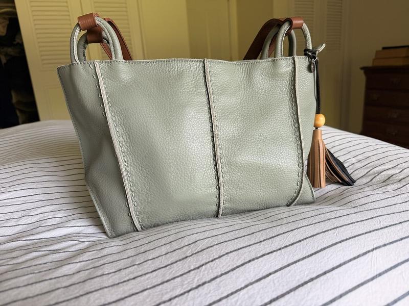Review Thumbnail Image 1 387672166