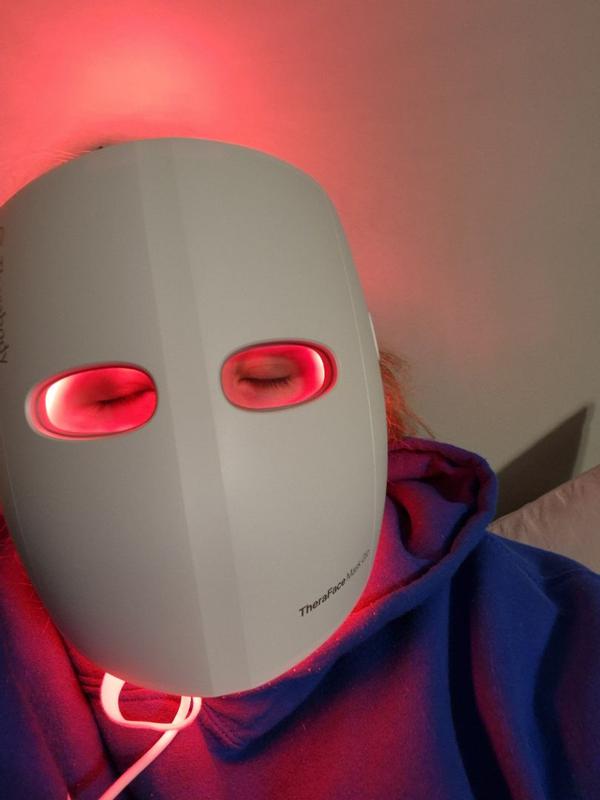 Customer photo for "Perfect Mask for perfect skin!"