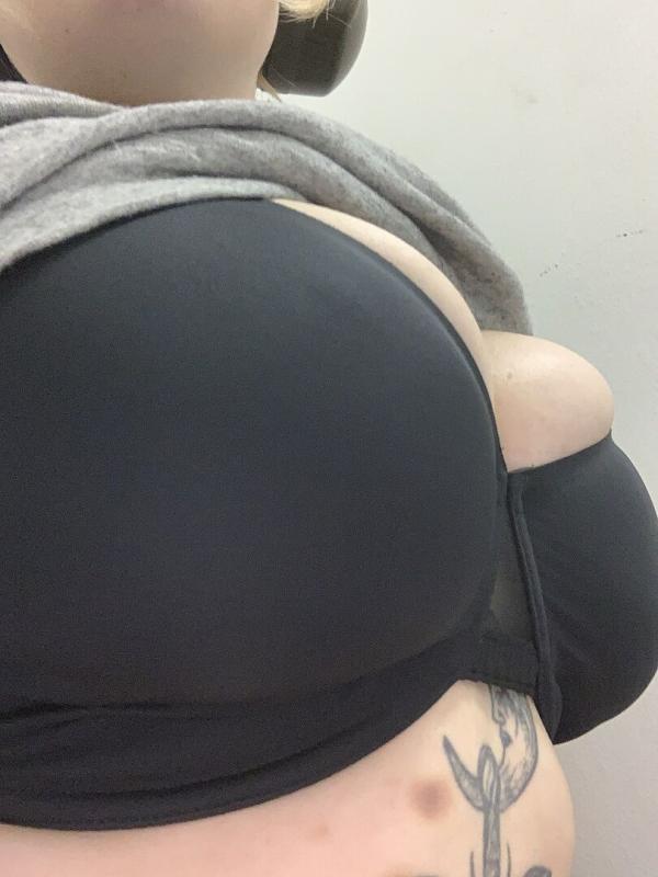 Customer photo for "Cups run small band runs large"
