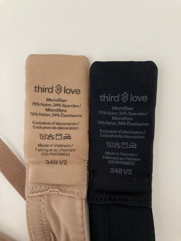 Customer photo for "Not same size as other bras purchased previously"