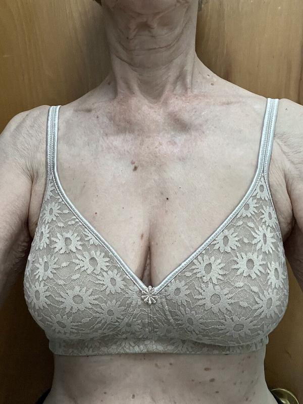 Customer photo for "First try wearing underwire style"