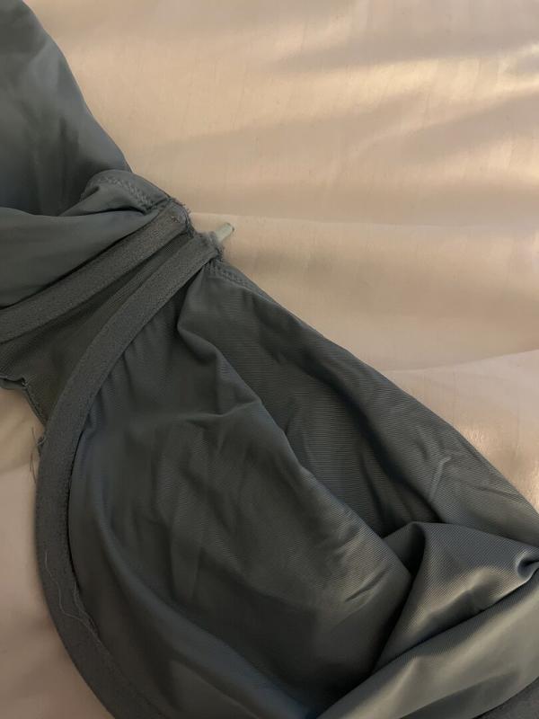 Customer photo for "Bra broke after 5 months"