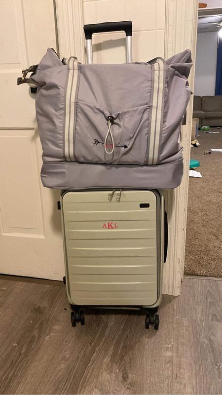 Thirty one discount luggage with wheels