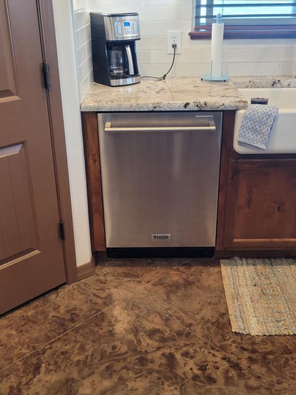 24 Inch Built in Top Control Dishwasher in Stainless Steel