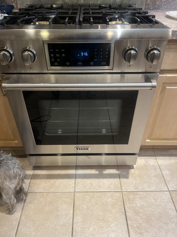 Thor Kitchen 30-in Glass Top 5 Burners 4.55-cu ft Self-Cleaning Air Fry  Freestanding Electric Range (Stainless Steel) in the Single Oven Electric  Ranges department at