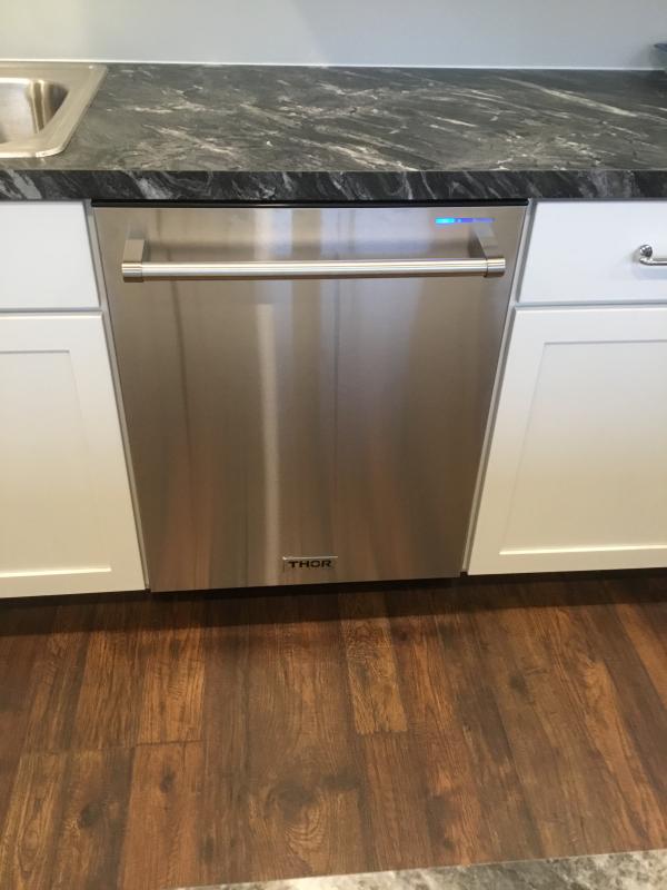 24 Inch Built in Top Control Dishwasher in Stainless Steel