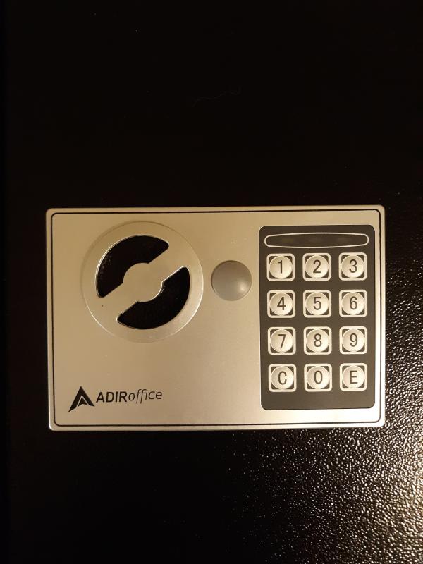 AdirOffice Keyed Key Safe 680-60-BLK-689-PKG at Lowes.com