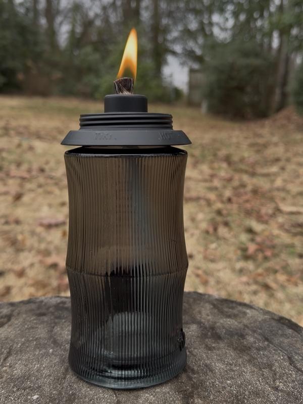 Sits flat on a hard surface