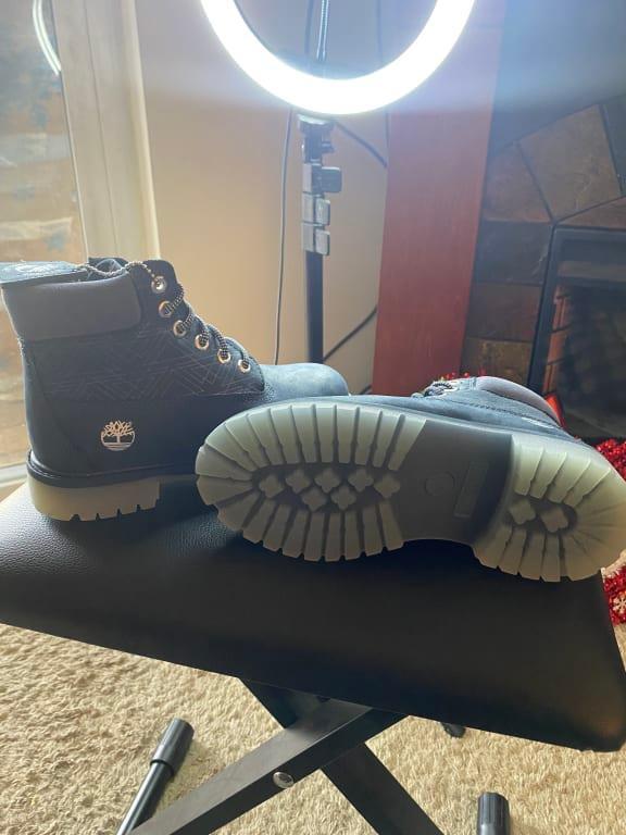 Customer photo for "Navy Nubuck???"