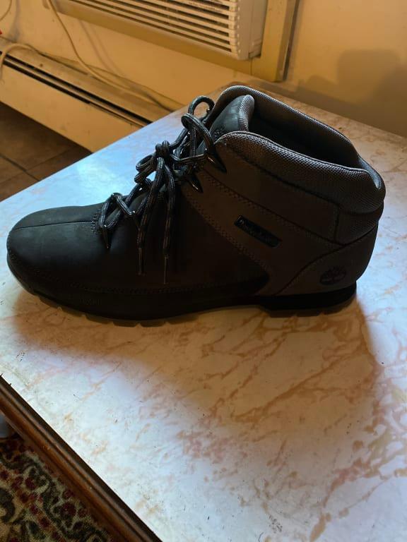 Customer photo for "This product is comfortable, durable and a great price"