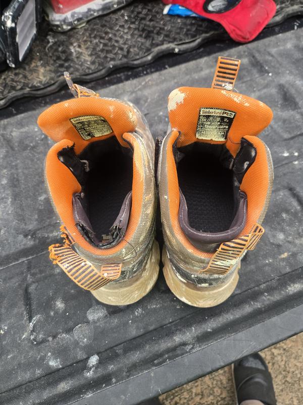 Customer photo for "great cushion, traction and durable"