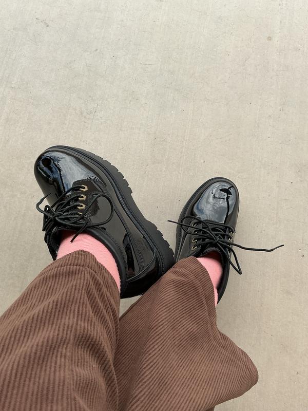 Customer photo for "Stylish | Comfy | Easy to clean"