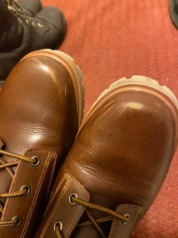 Customer photo for "Scuffs incredibly easily"