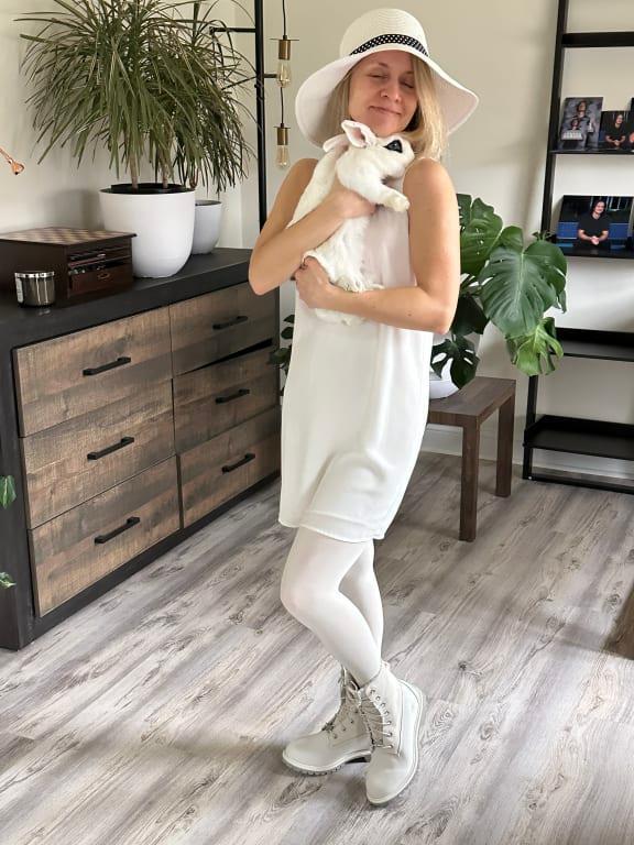 Customer photo for "White boots are just gorgeous"