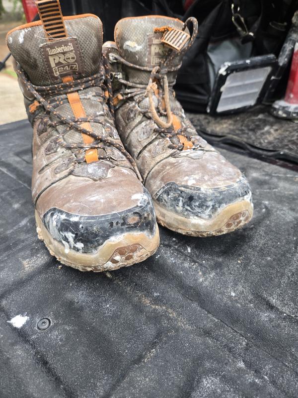 Customer photo for "great cushion, traction and durable"
