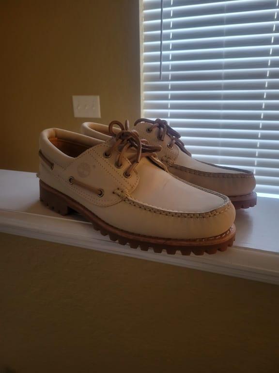 Customer photo for "Great comfortable shoe for daily wear!"
