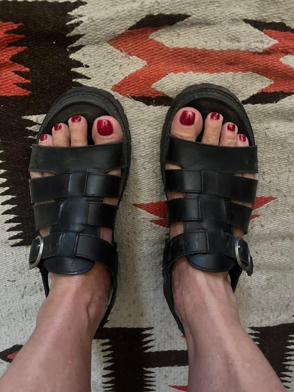 Customer photo for "Love these sandals!"