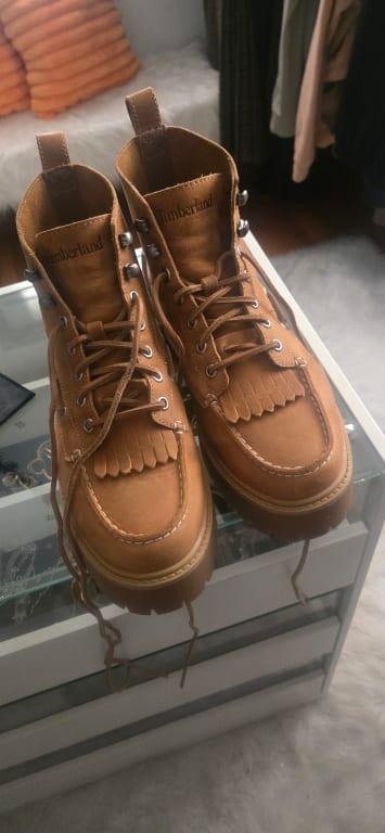 Customer photo for "Timberland"