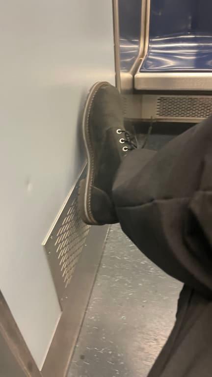 Customer photo for "Excellent Grip and Styllish"
