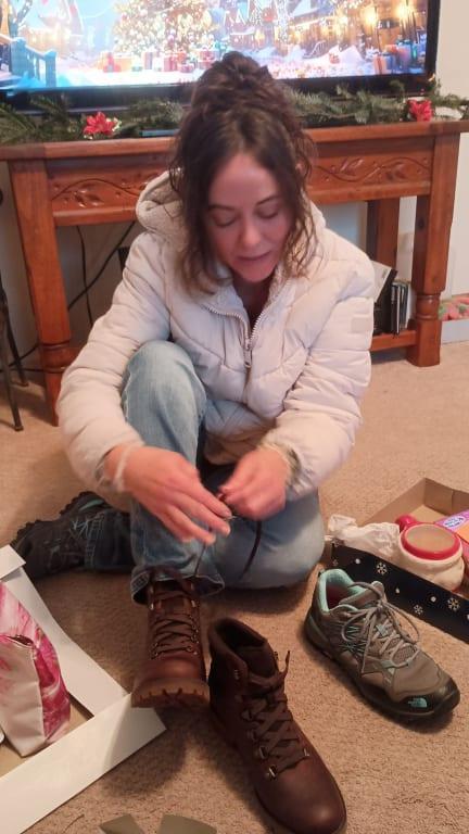 Customer photo for "Excellent hiking boots!"
