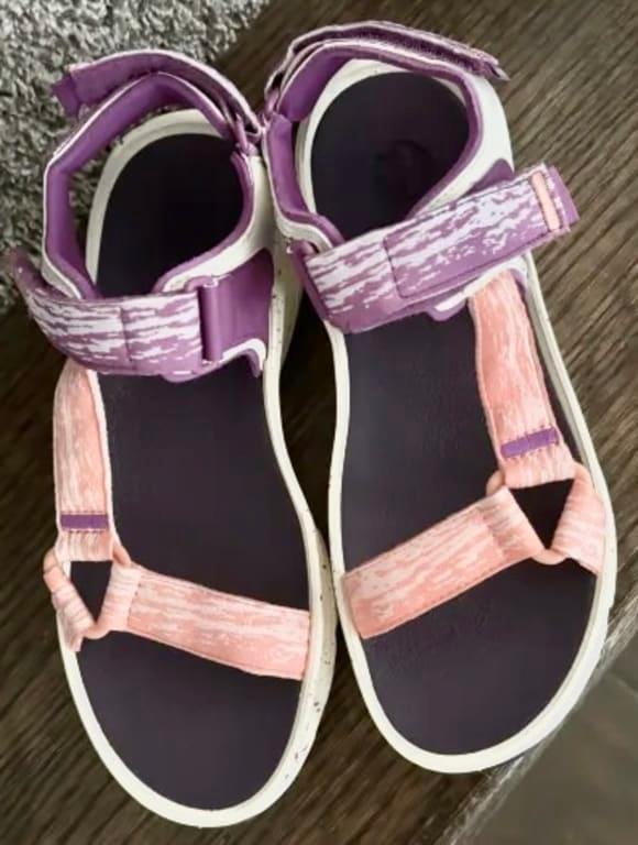 Customer photo for "Comfy & Stylish Must-Have: My Go-To Sandals for Every Outfit"