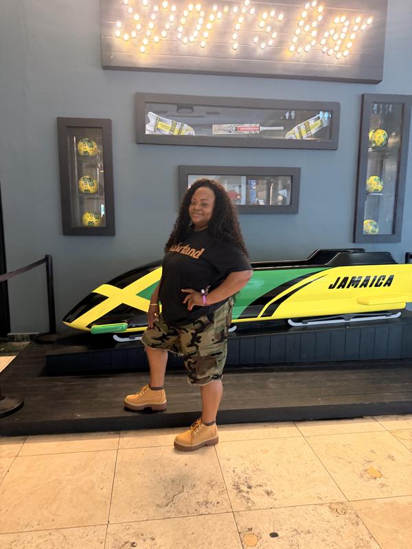 Customer photo for "Buttas!!!!"