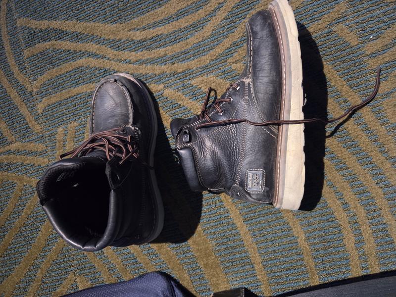 Customer photo for "Nice boots"