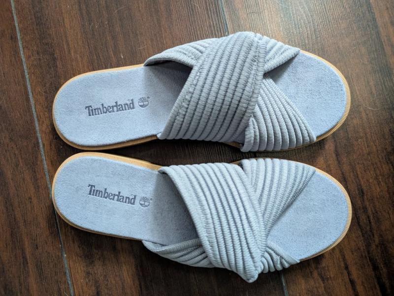 Customer photo for "So comfy and stylish!"