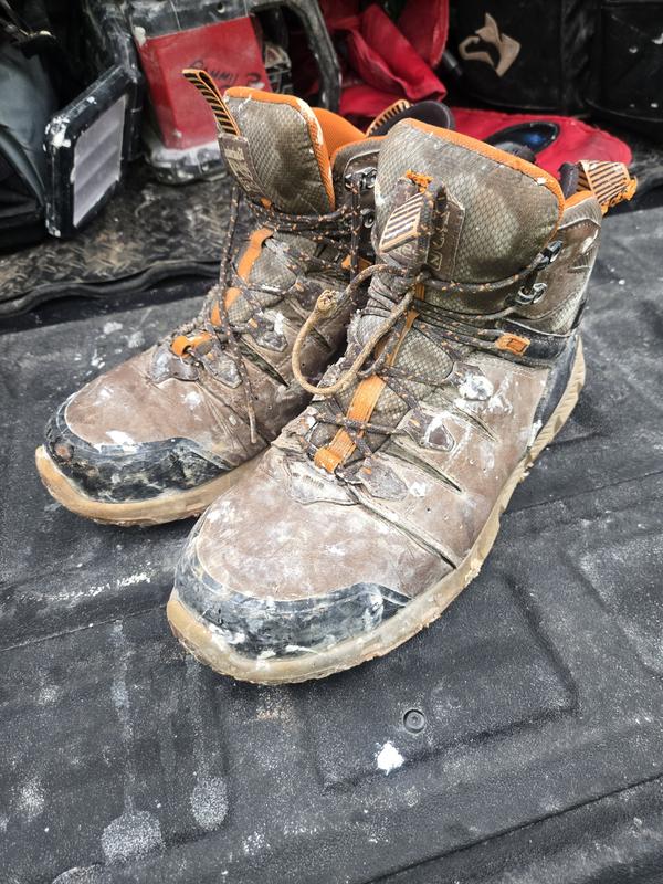Customer photo for "great cushion, traction and durable"