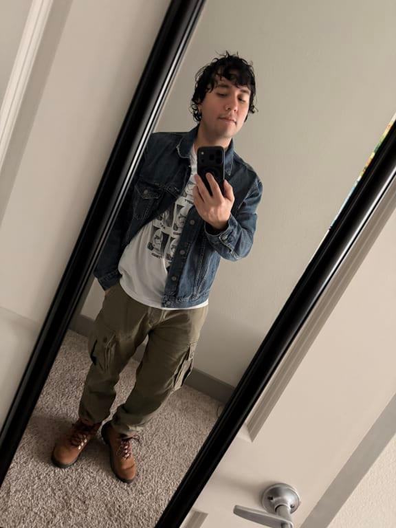 Customer photo for "I like the design, so comfortable, I definitely recommend"