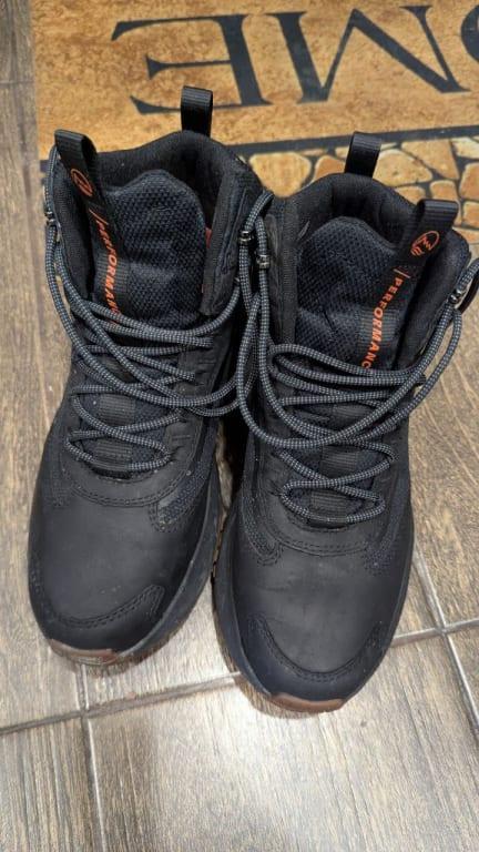 Customer photo for "If we talk about comfort and lightness."