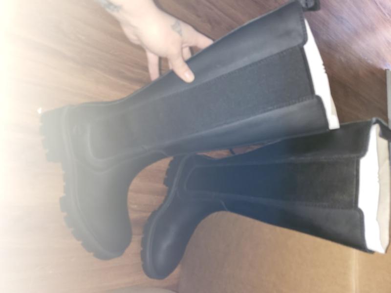 Loveee theseee size 7 fit perfect