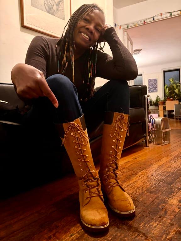 Review Thumbnail Image 1 377984276