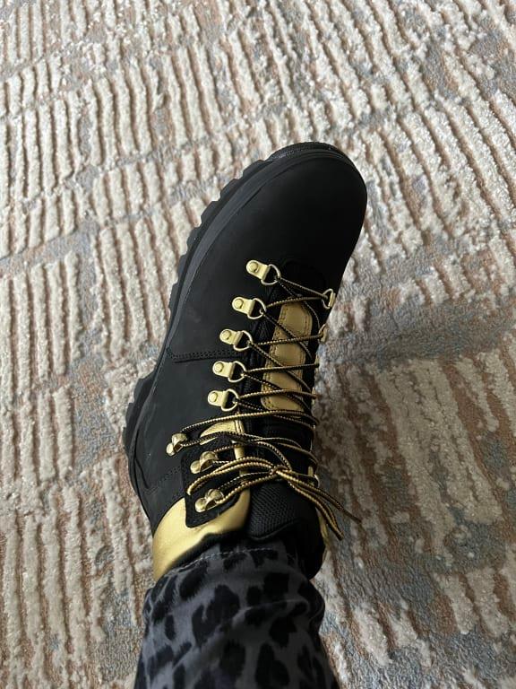 Love the details and comfort!