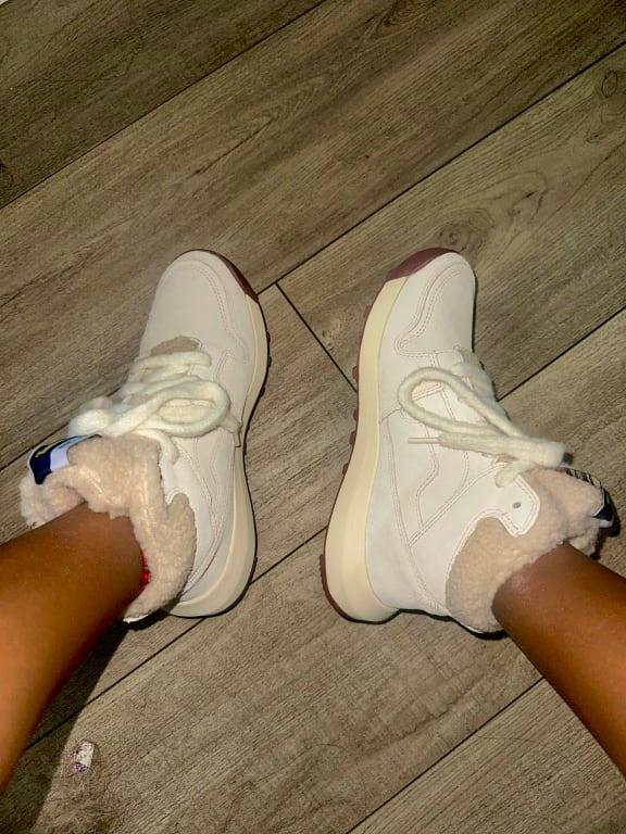 Super cute boots can't wait to wear them hiking