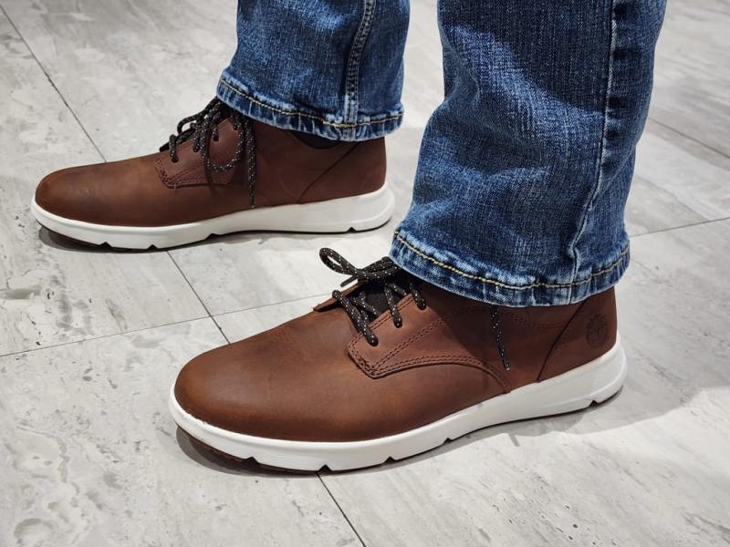 Timberland MEN'S/HOMMES サイズ25㎝ Timberland Men's Parker Street Mid Sneaker Boot | Famous