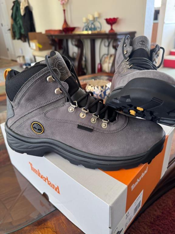 Review Thumbnail Image 0 385646688