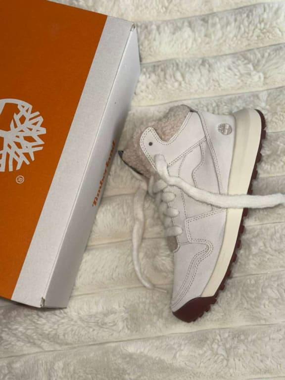 Women's Retro Swift High-Top Sneaker