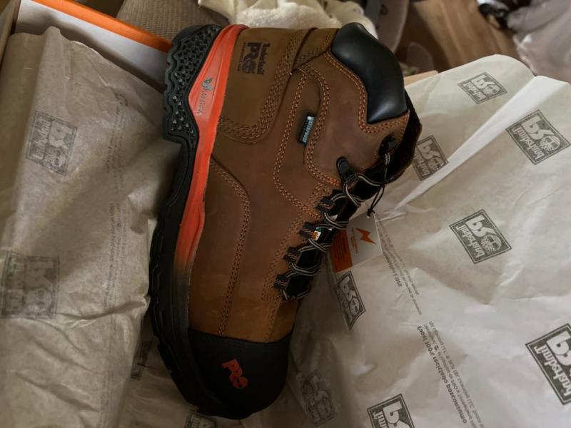 Timberland PRO Men's Boshog Composite Toe Waterproof Work Boots, 6 in ...