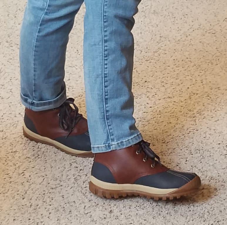 mt hayes waterproof chukka boots