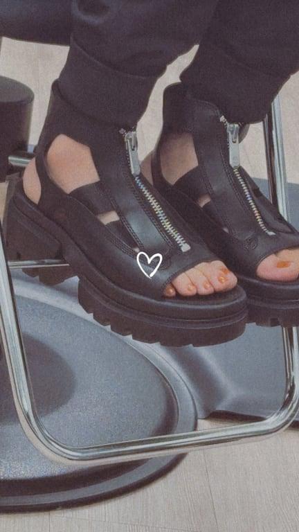 Review Thumbnail Image 0 372764192