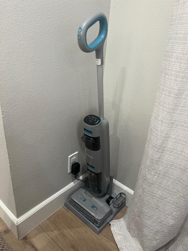 Customer carousel item 6.