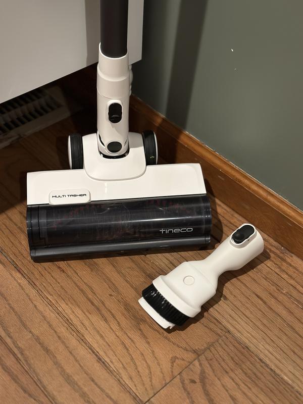 Customer carousel item 4.