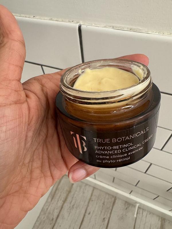 Customer photo for "Easy application. Skin absorbs it"